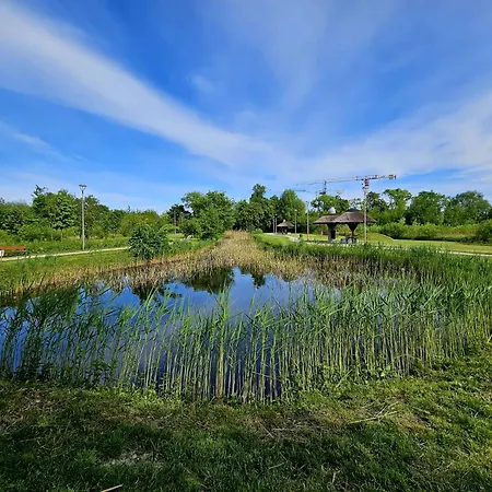 Cottage Studio Apartment *